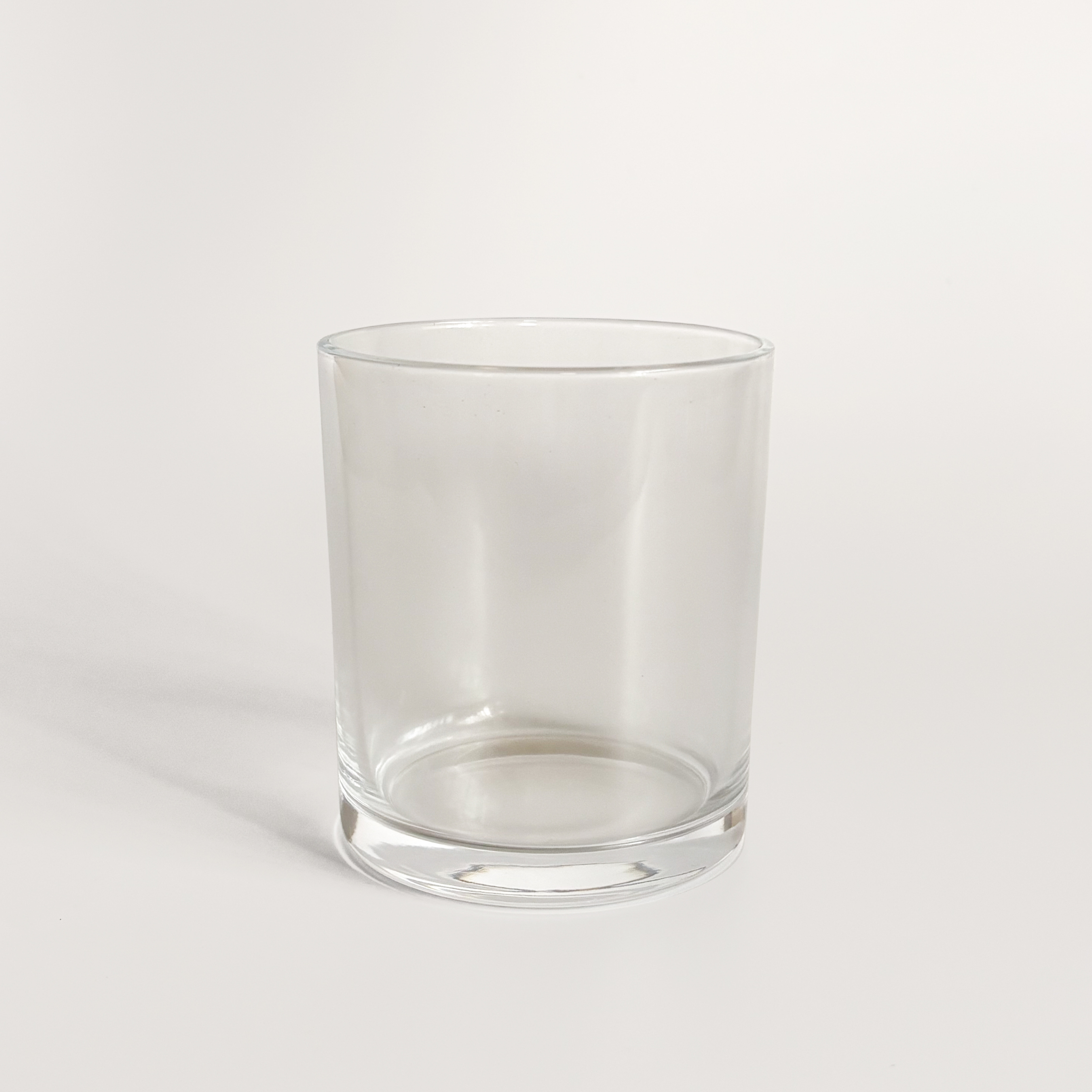 Akemi Glass