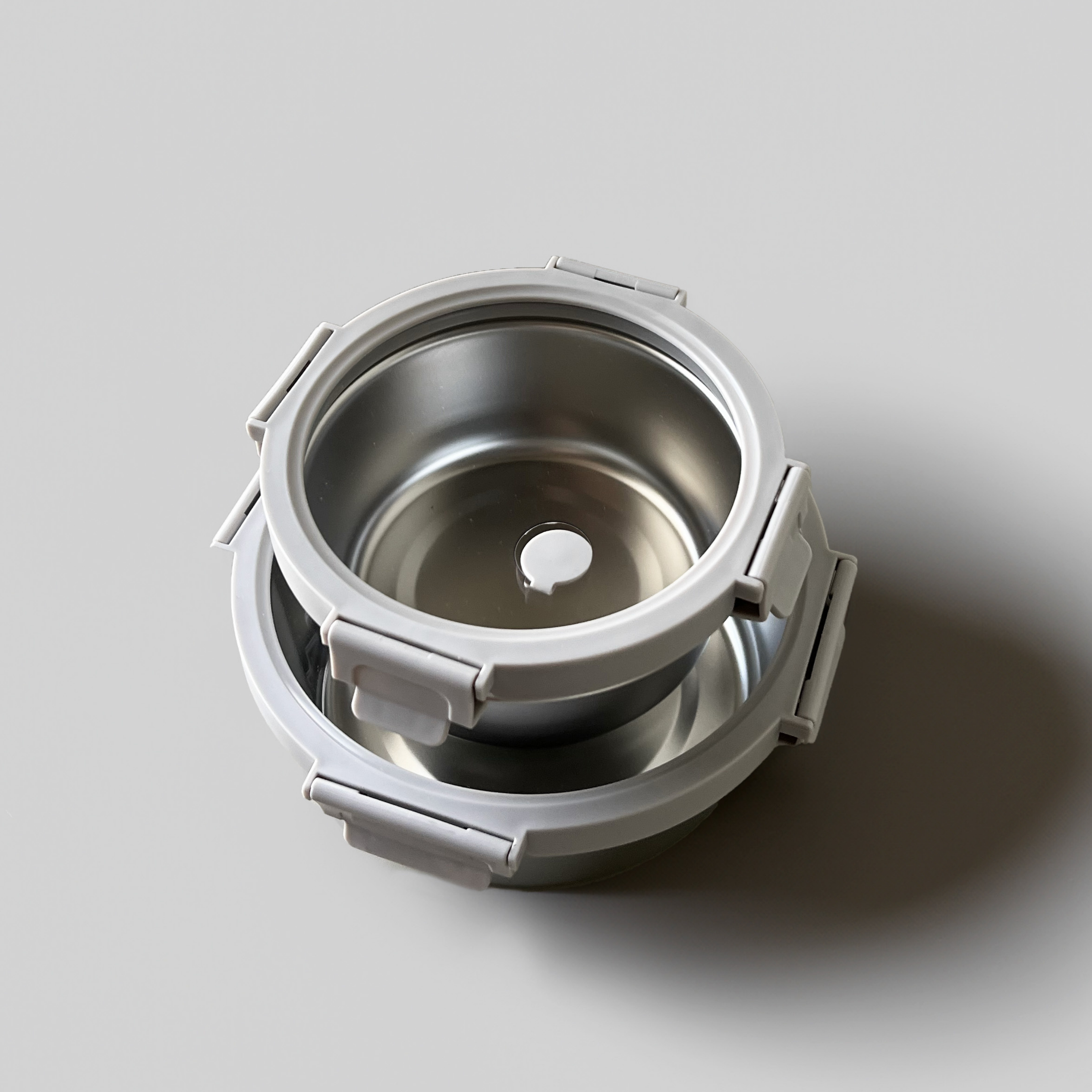 Ani Stainless Steel Round container with Glass with vent Lids