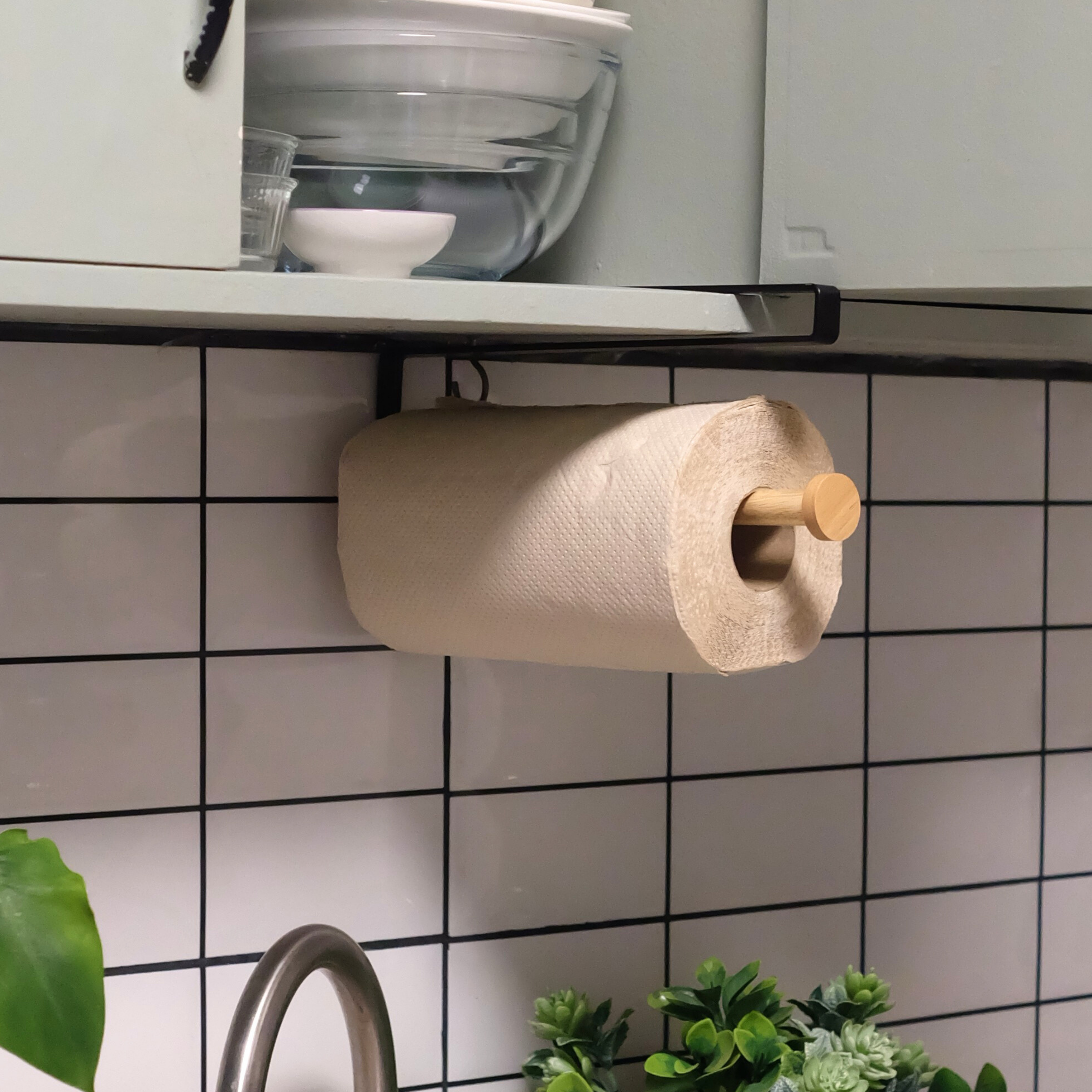 Rogu Towel Tissue Holder with wood minimalist design