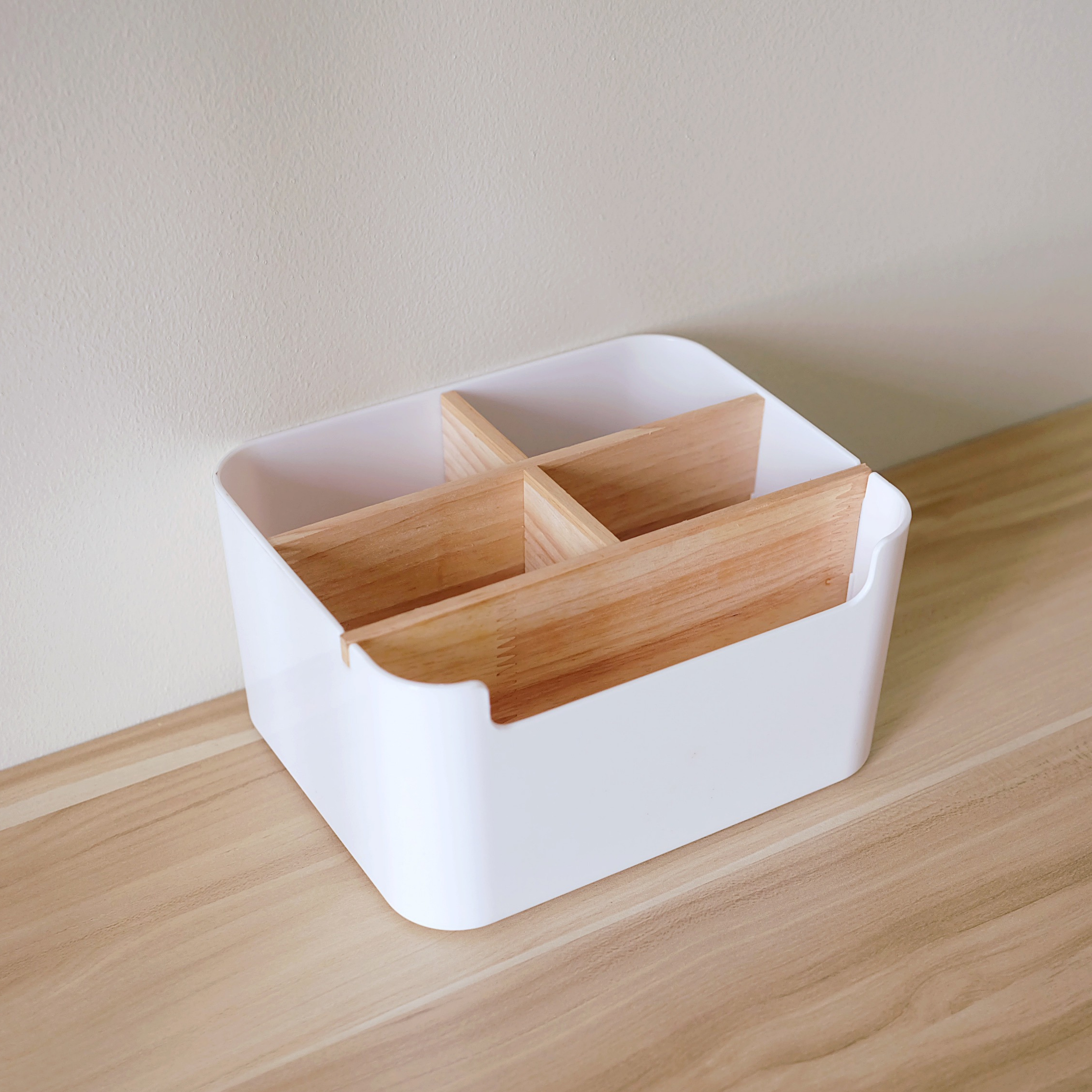 Sachi 5 Slots Storage Organizer with Wood Minimalist Design