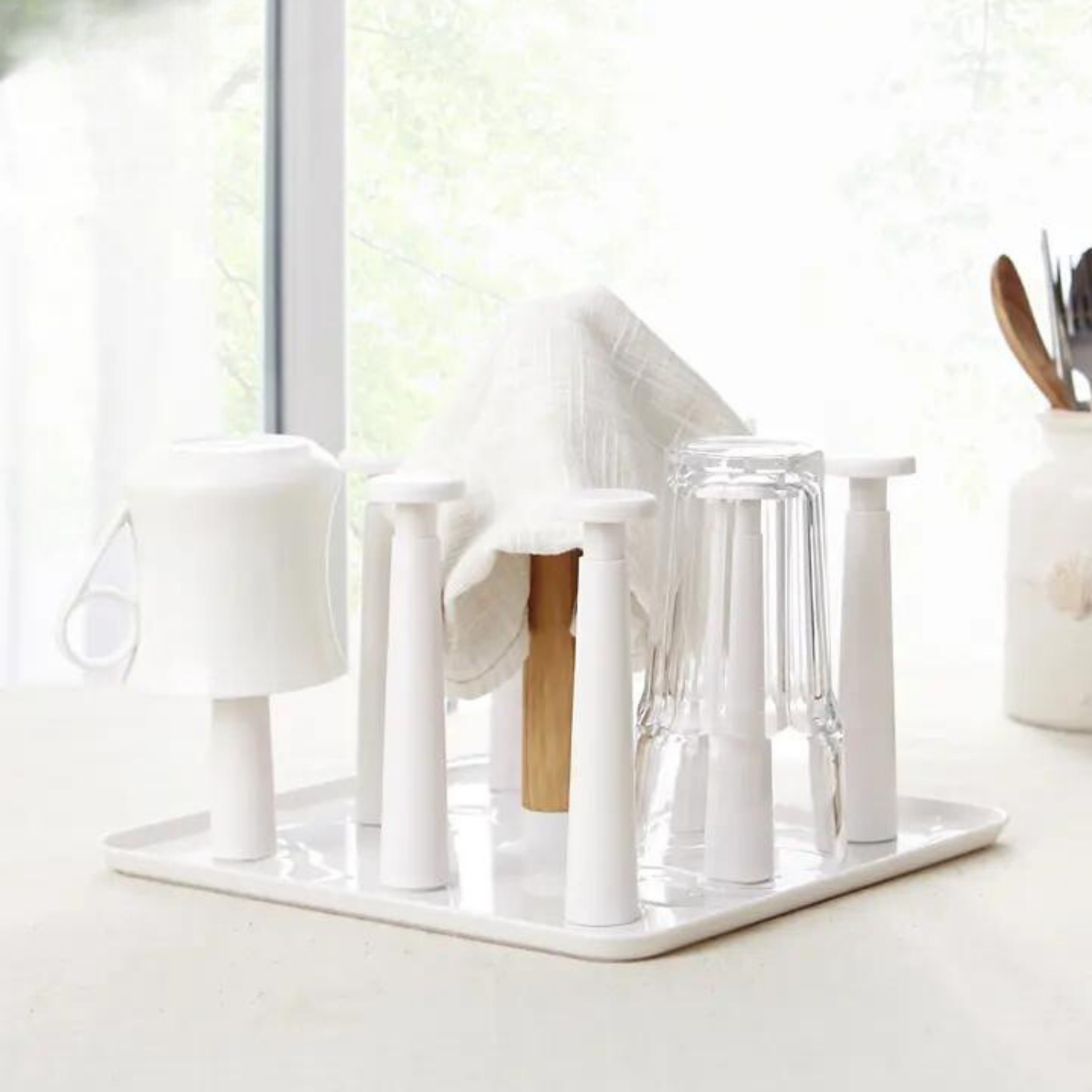 Sachi Metal Cup Holder with Wood Design