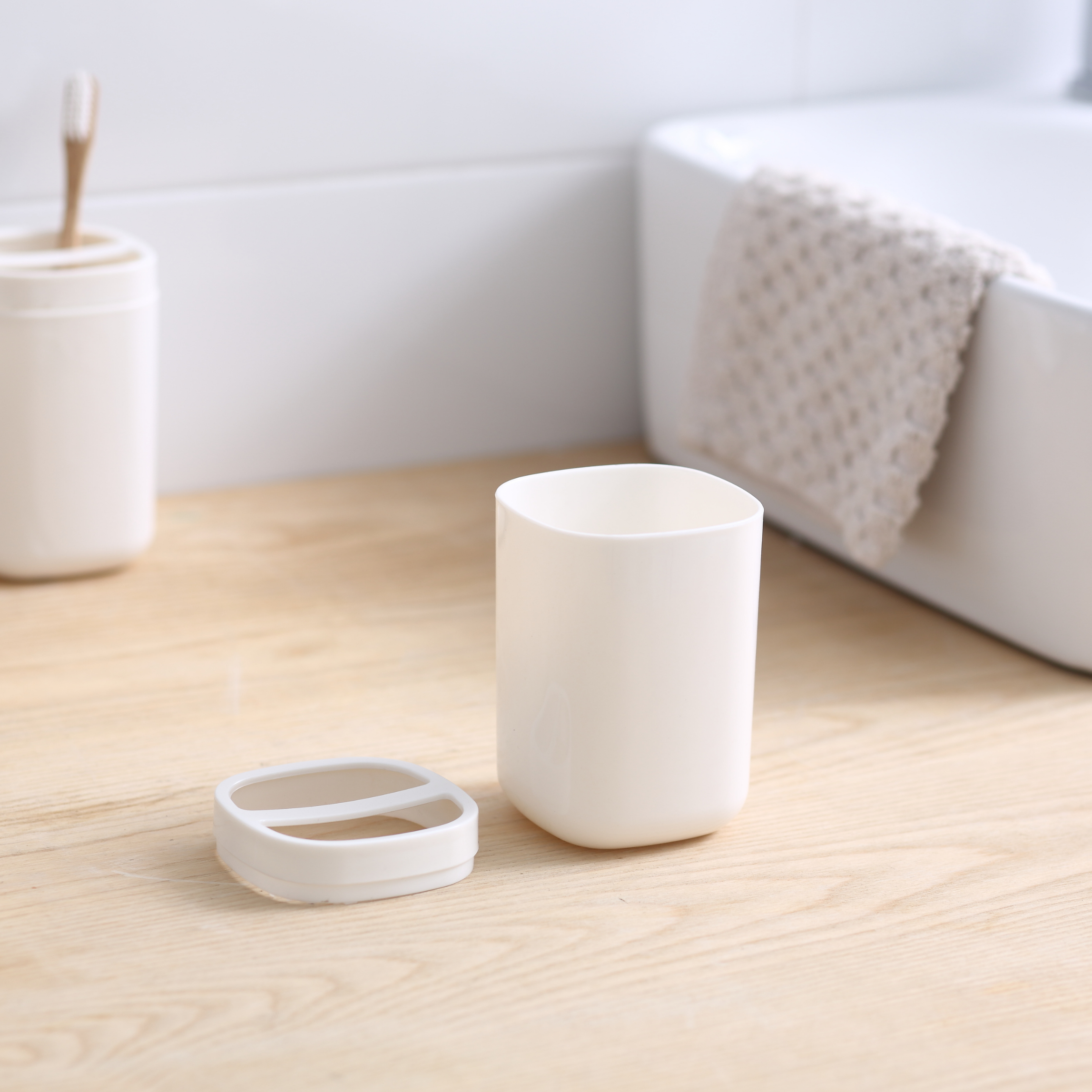 Shiro Bathroom Toothbrush and Paste Holder