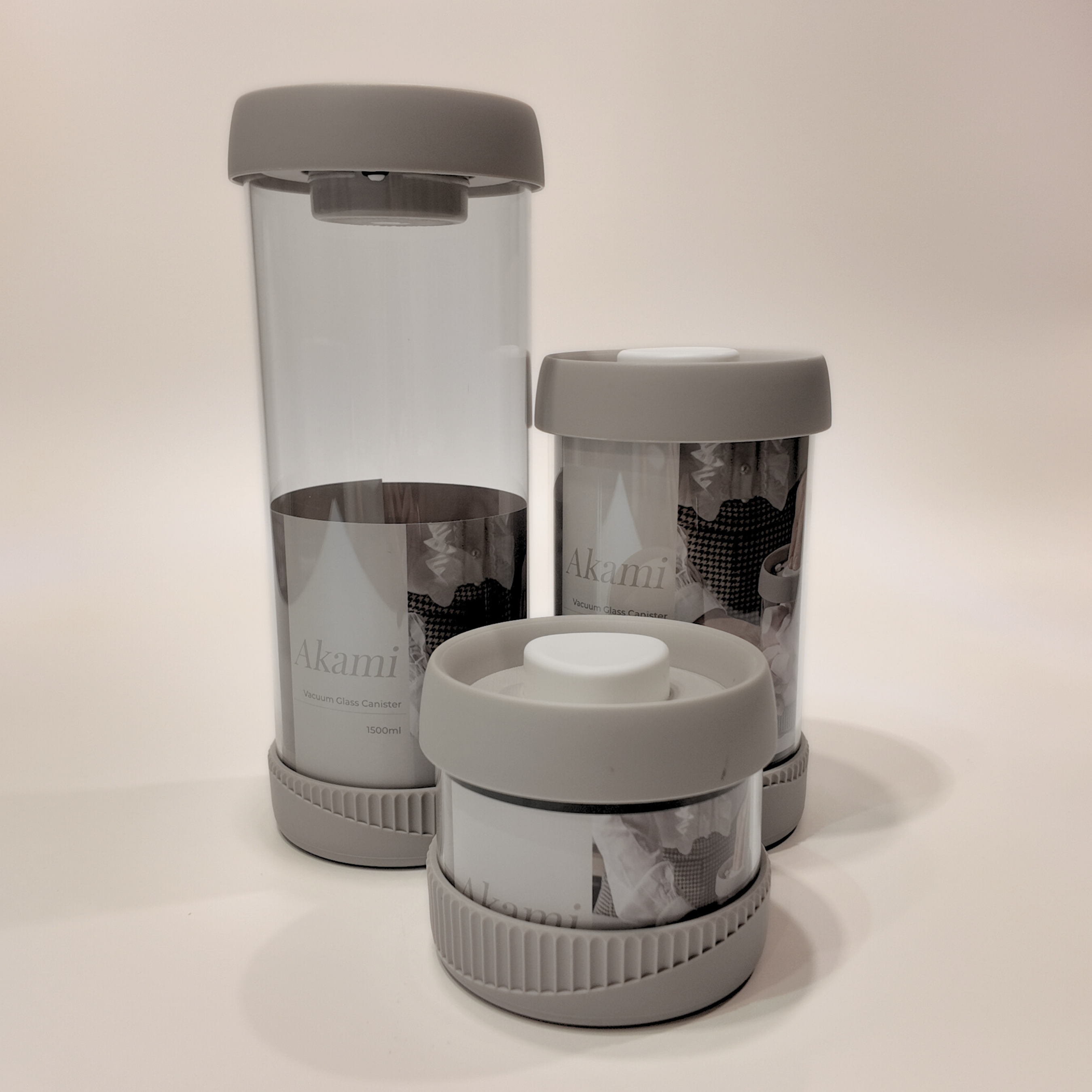 Akami Vacuum Round Glass Canister