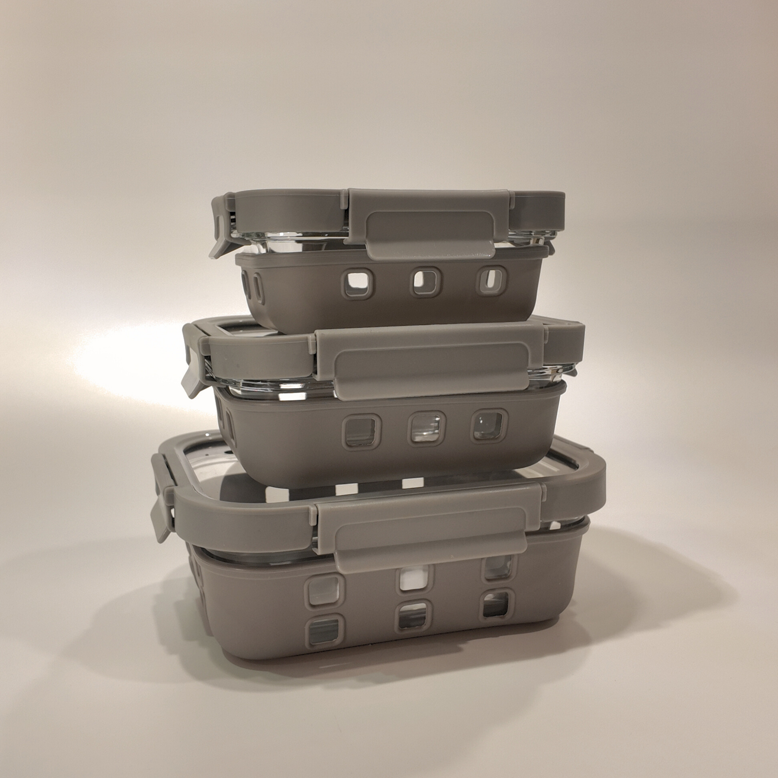 Aniko Rectangular Vented Glass Lid Sleeved Container