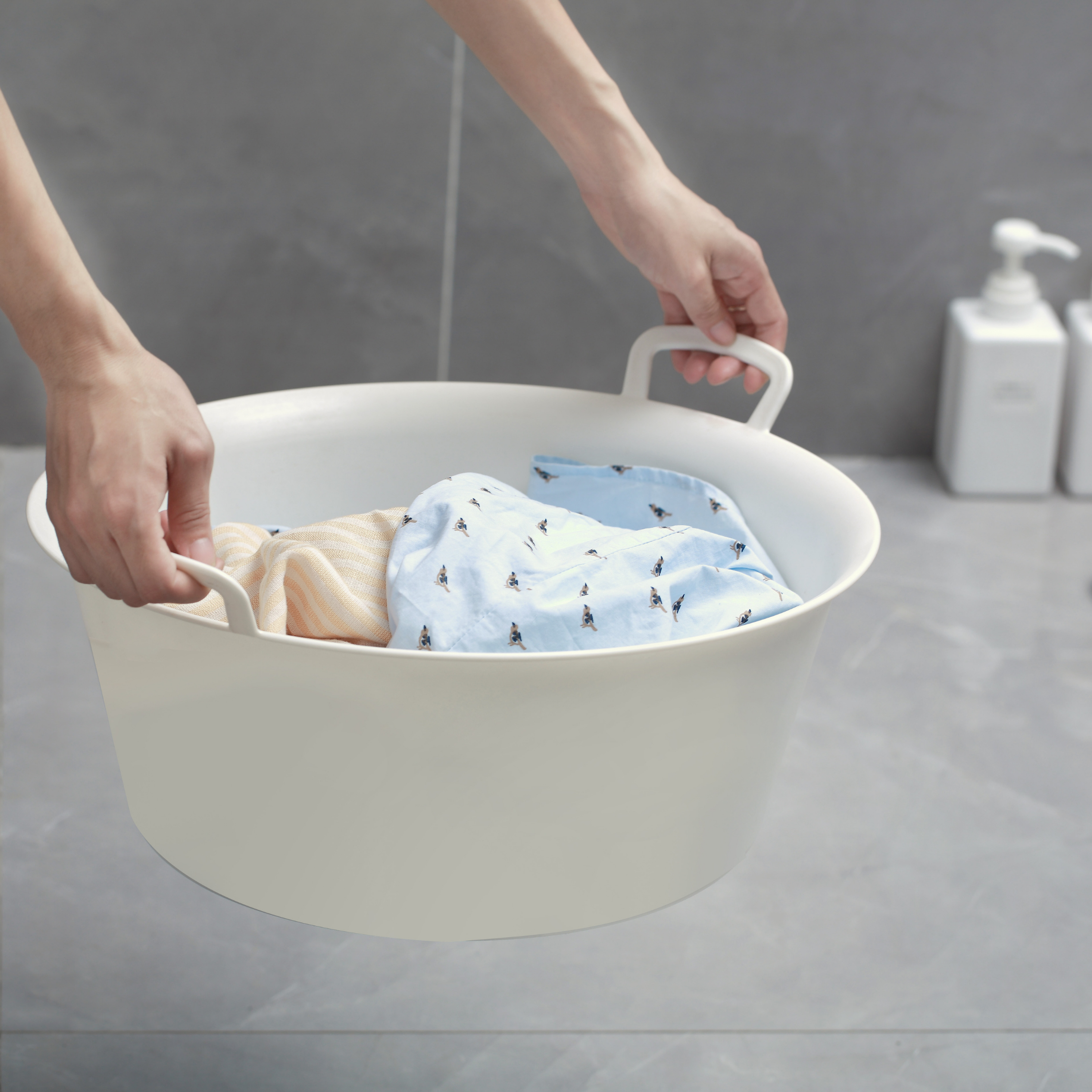 Shiro Bathroom Basin with Handles
