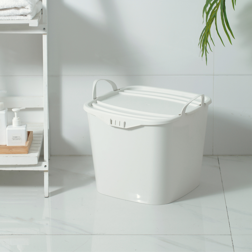 Shiro Bathroom Laundry Basket with Lid