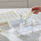 Shiro Ice Tray Set 55 Cubes Medium